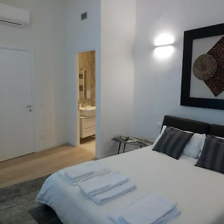 Opera 19 Luxury Apartmán Florencie