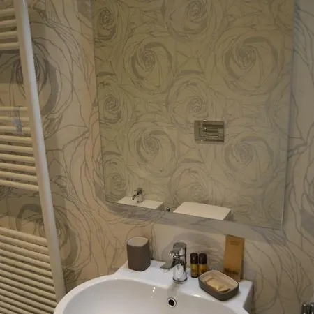 Opera 19 Luxury Apartment